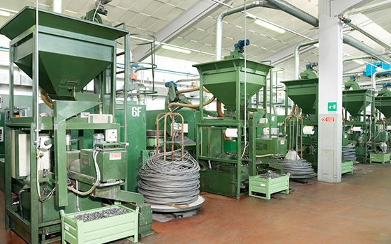 DEPARTMENT FOR COLD PRESSING OF STEMS AND SMALL METAL PARTS